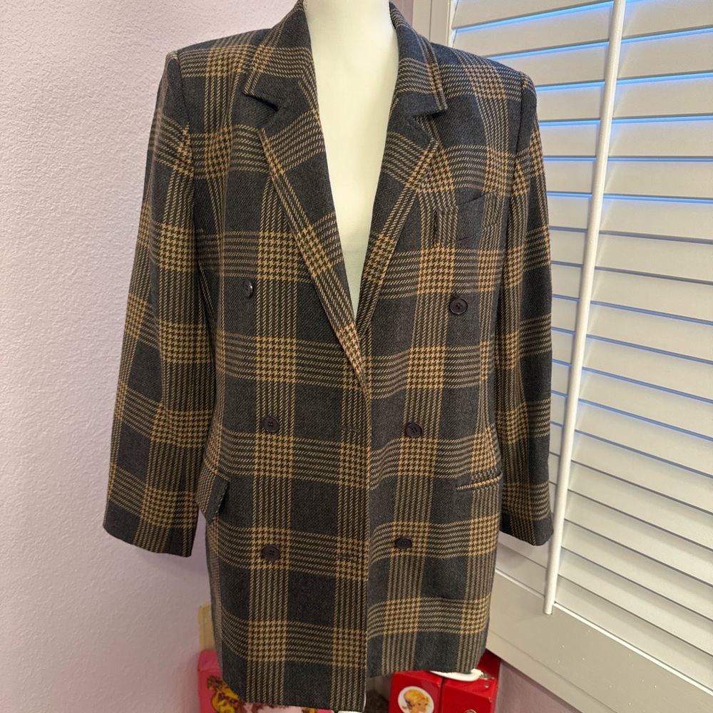 Plaid Double-Breasted Blazer